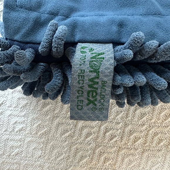 Set of 3 Chenille Microfiber Hand Towels by Norwex, in Denim - Picture 4 of 6